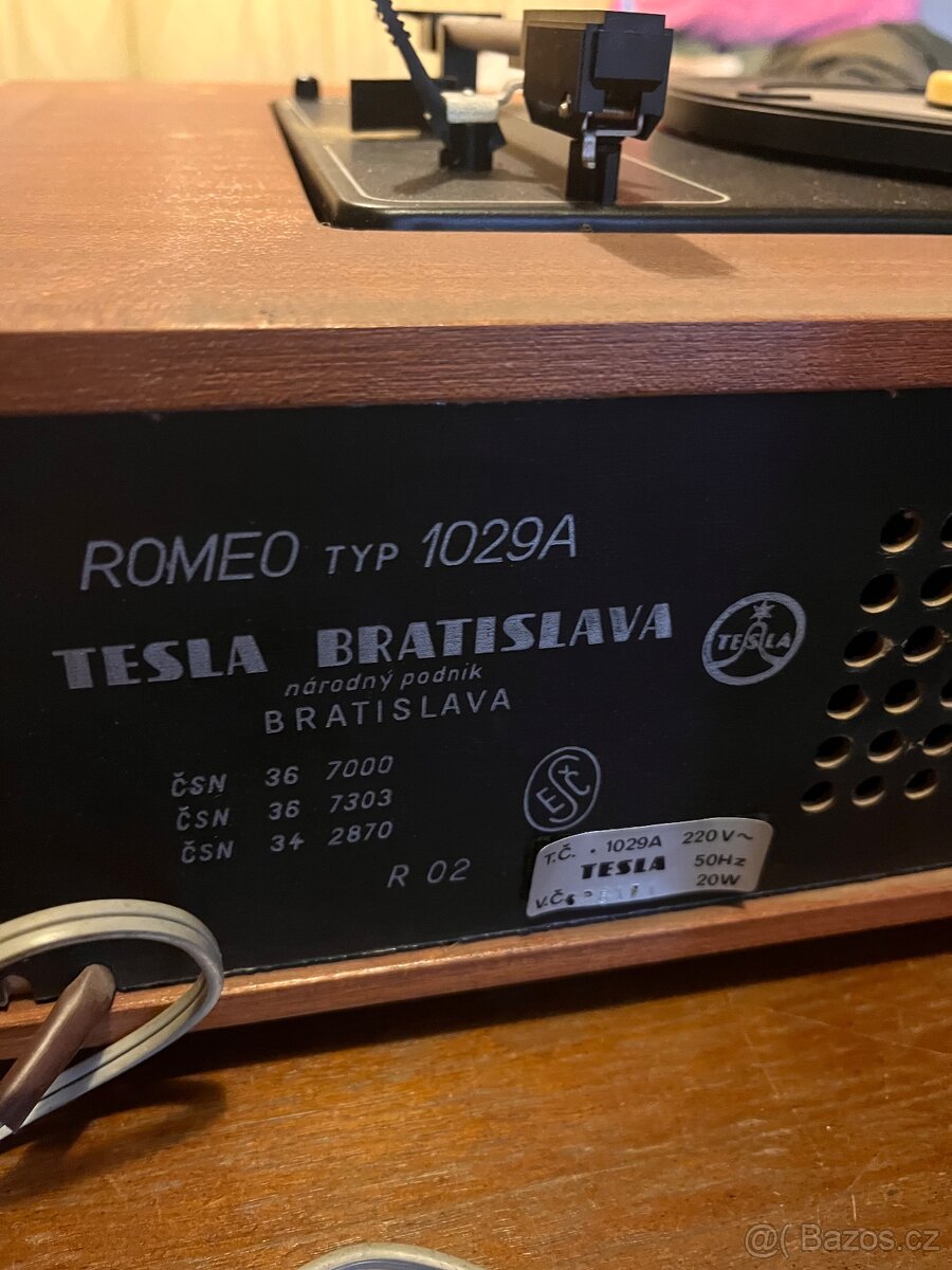 Tesla Romeo 1029A - 4