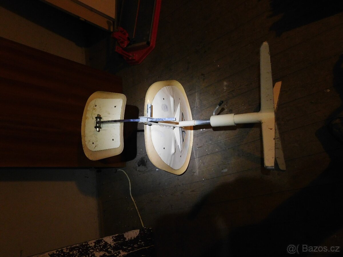 Zdravotnická židle otočná - 4