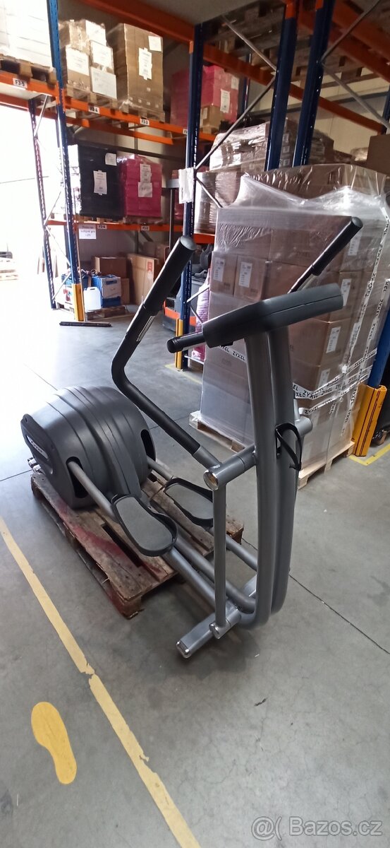 Eliptický trenažér značky Runner, model Elite - 4