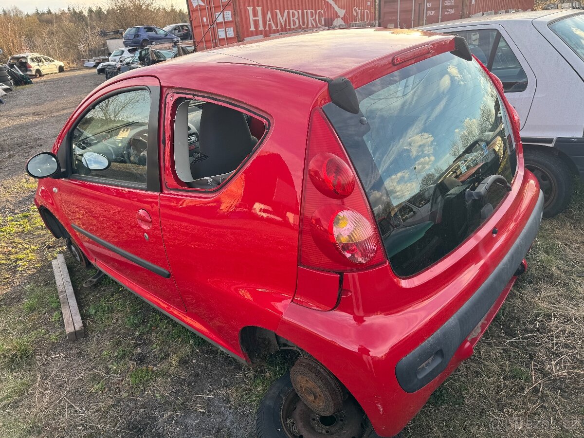 Peugeot 107 - 4