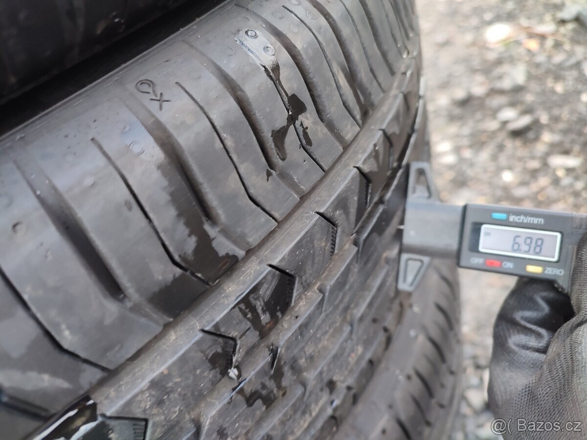 205/55 R17 Continental - 4