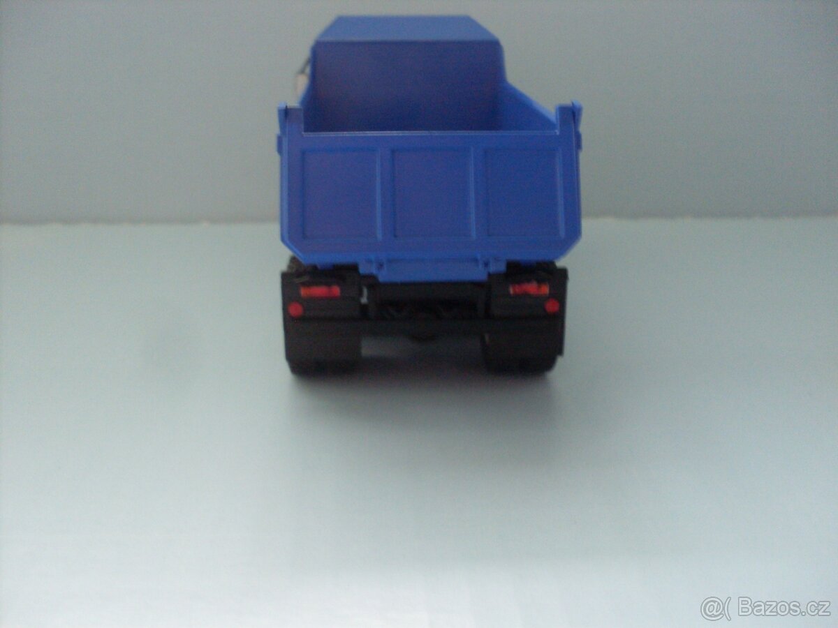 Model TATRA 815 S1 - 4