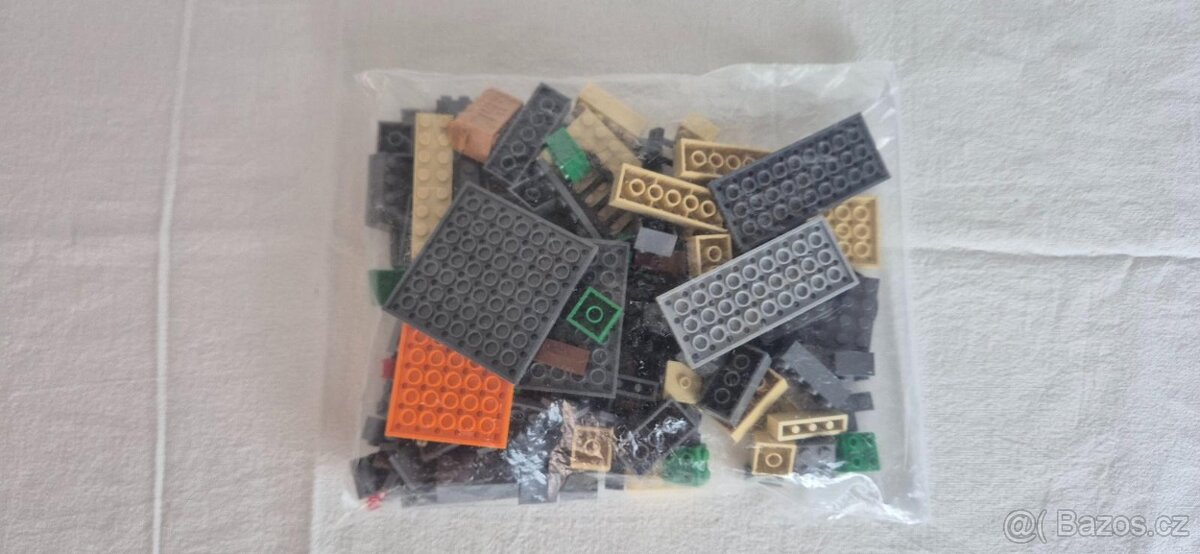 LEGO Minecraft 21119 Hladomorna - 4