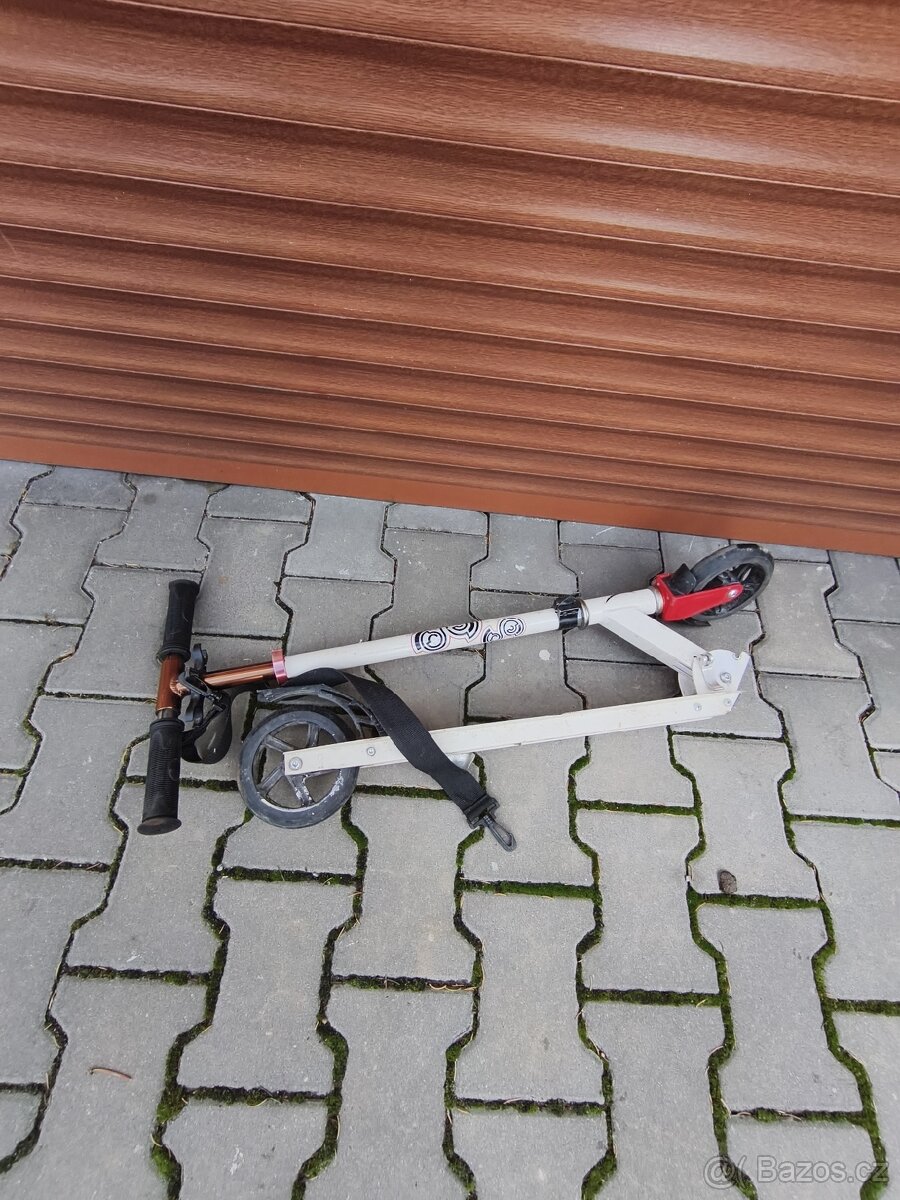 Dětská koloběžka - 4