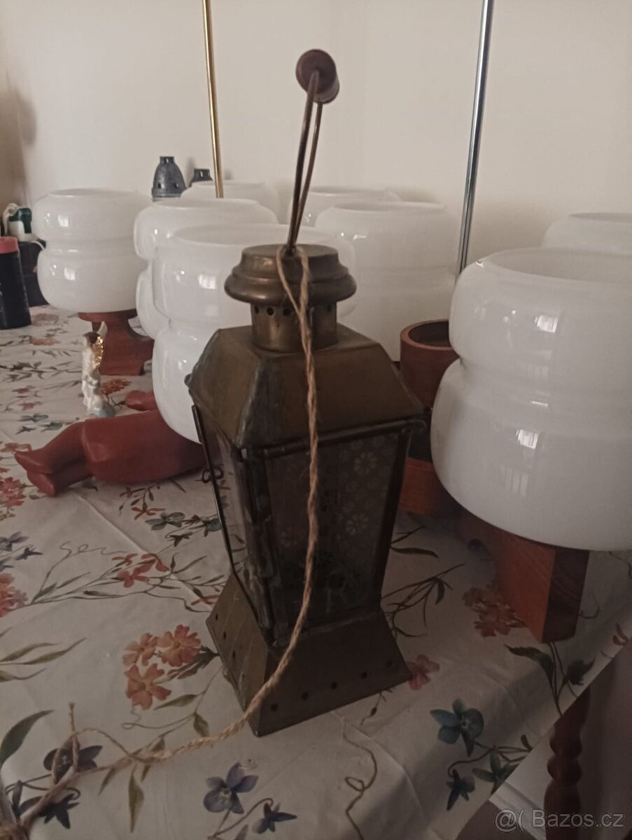 Lampa ,mosaz ,asi původně lodní . - 4