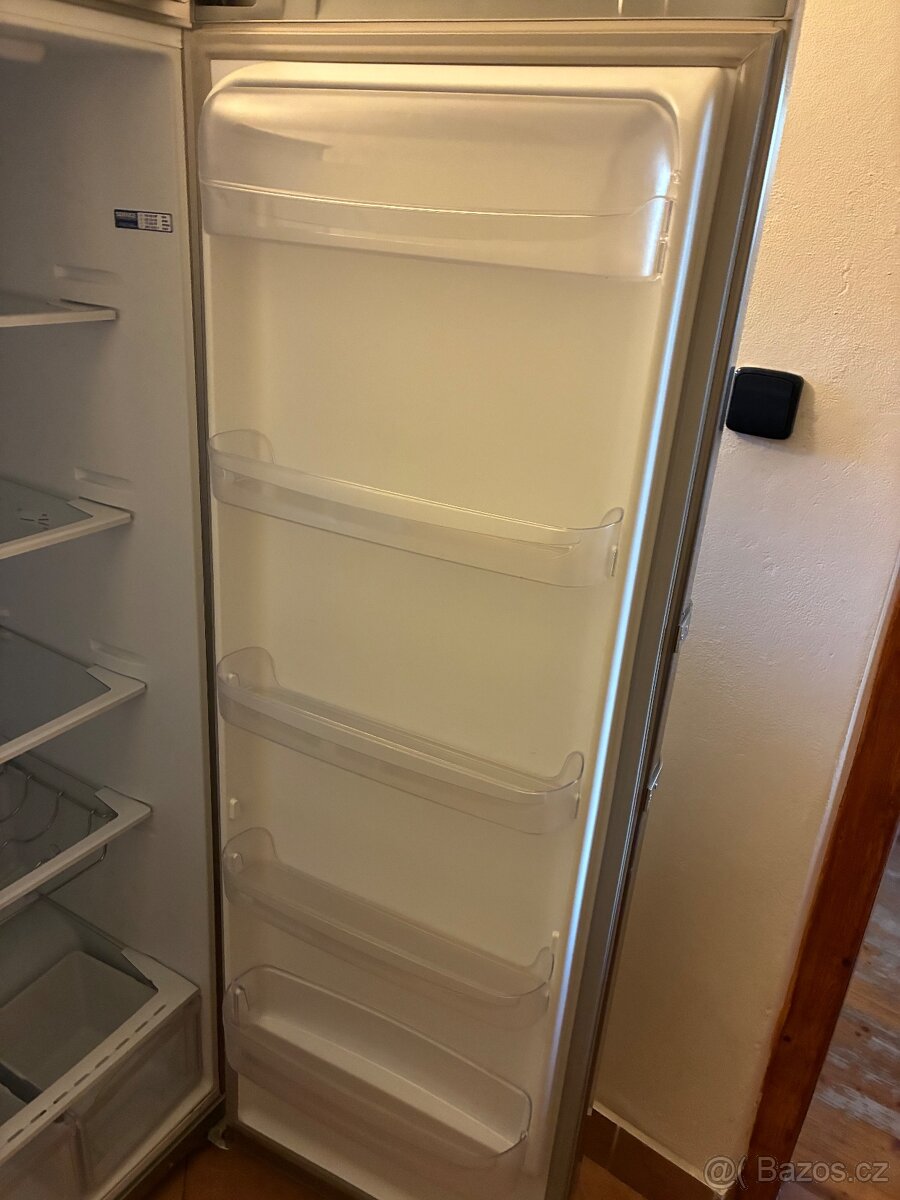 Lednice Hotpoint Ariston - 4