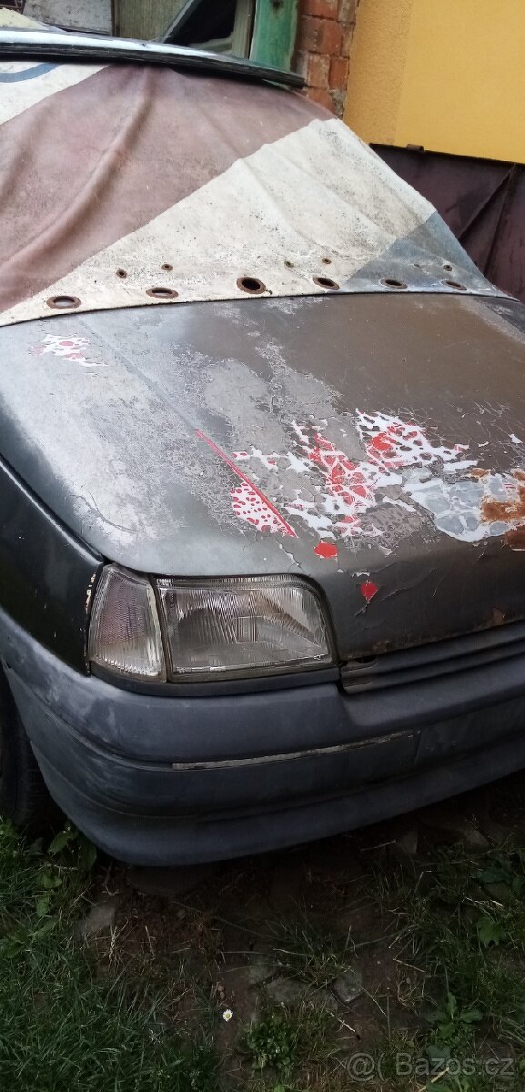 PRODÁM DÍLY NA RENAULT CLIO I - 4