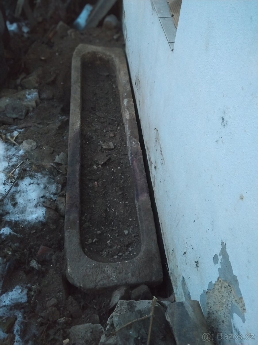 Kamenné koryto žulové - 4