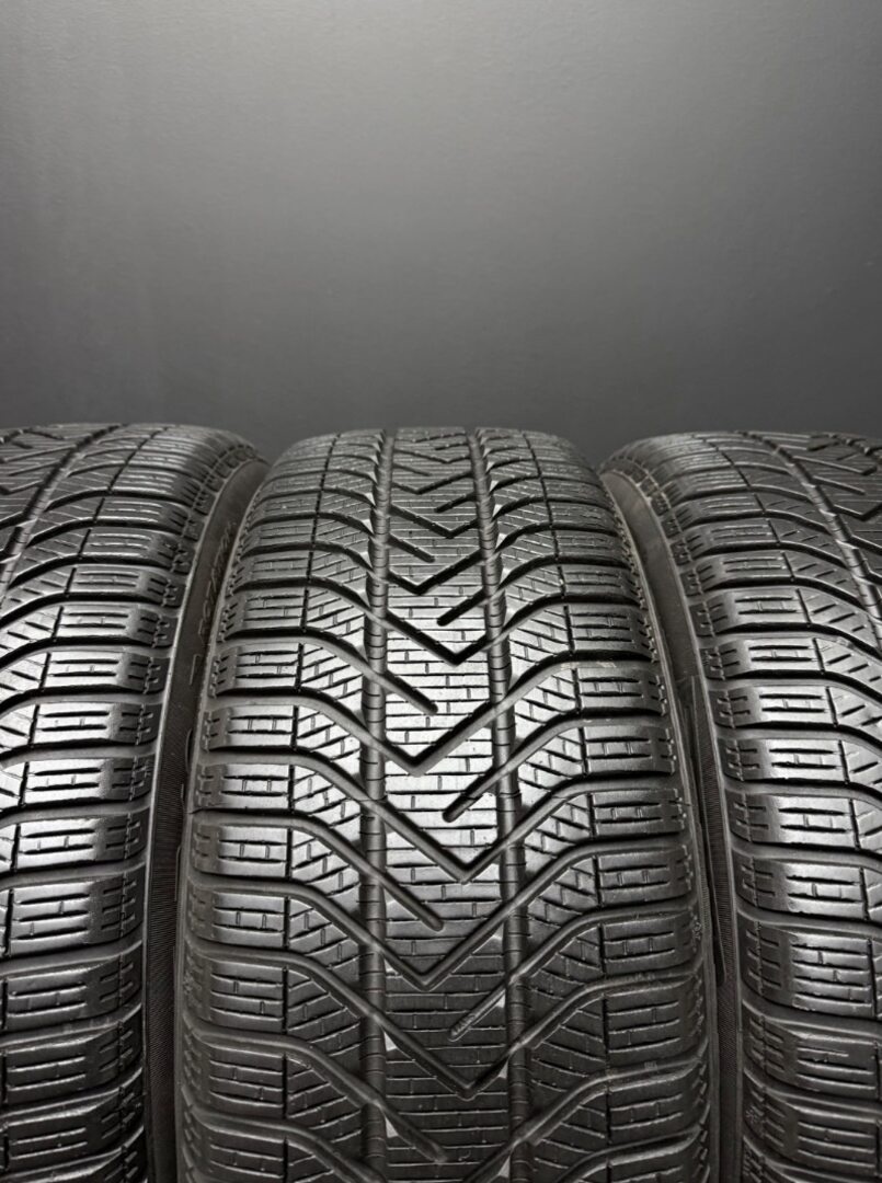 Sada pneu Pirelli 205/55/16 91T - 4