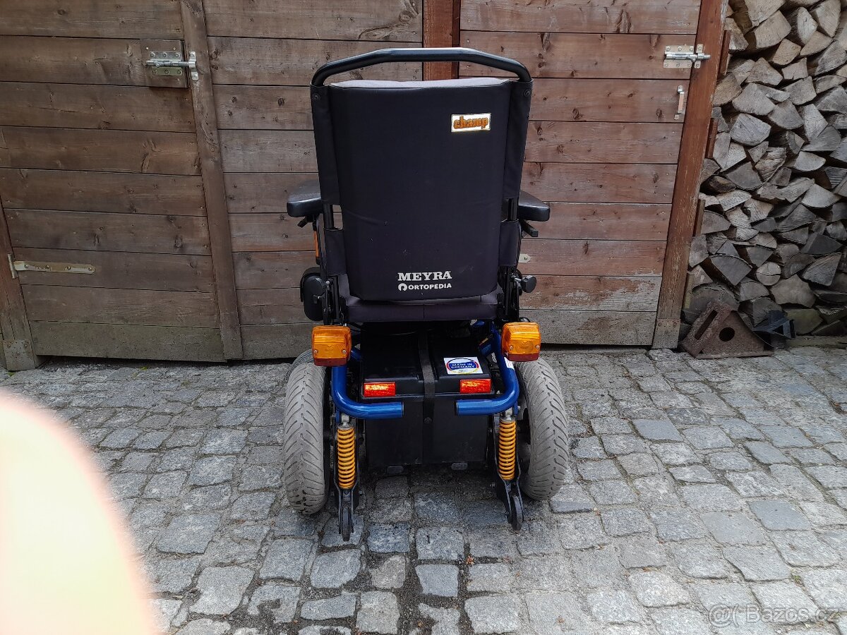 Invalidní vozík elektrický Meyra - 4