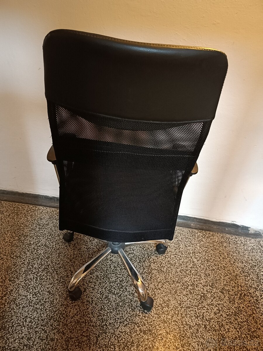 Kancelářská židle černá - 4