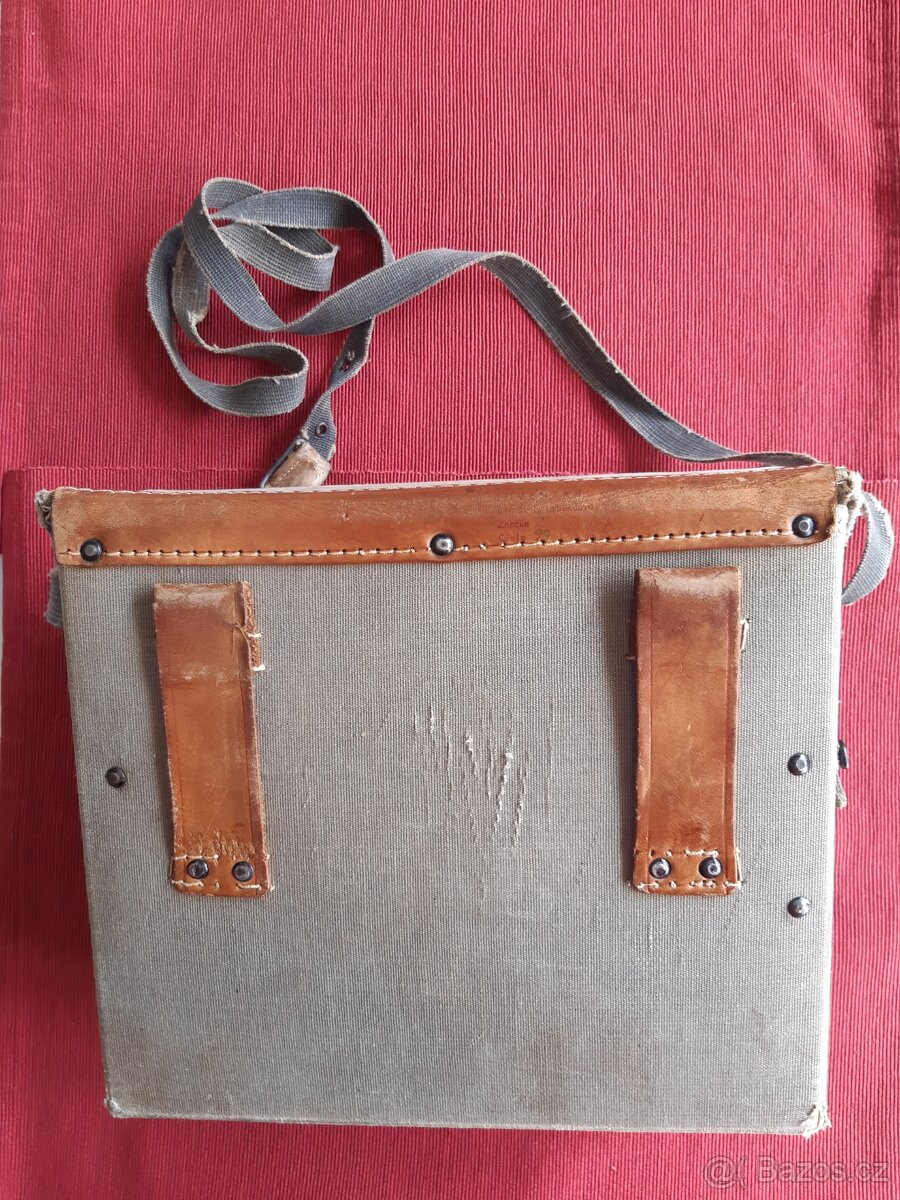 Stará brašna zdravotníka. - 4