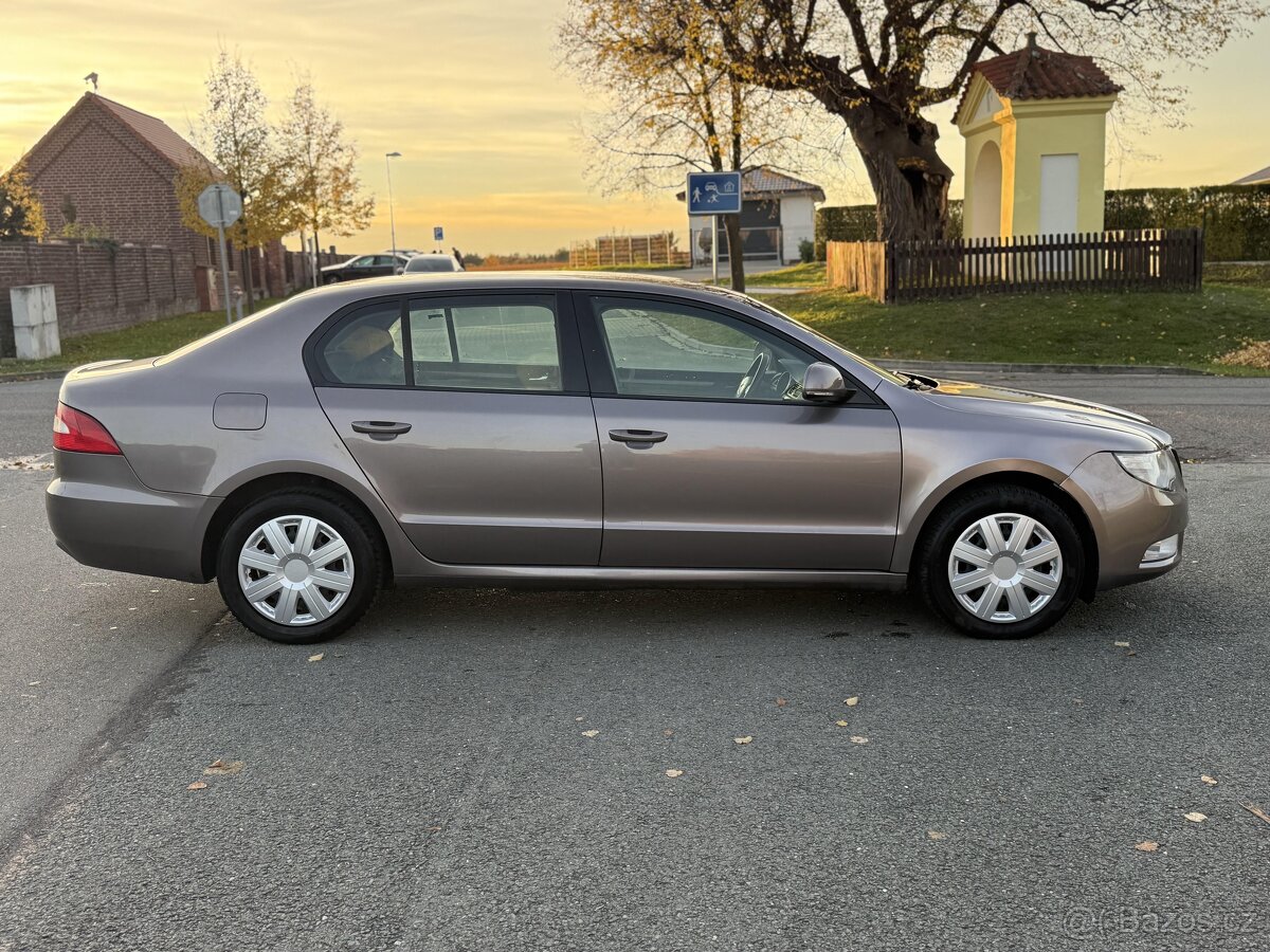 Škoda Superb II 2.0 tdi 103kW +rv.2014+najeto266TKM - 4