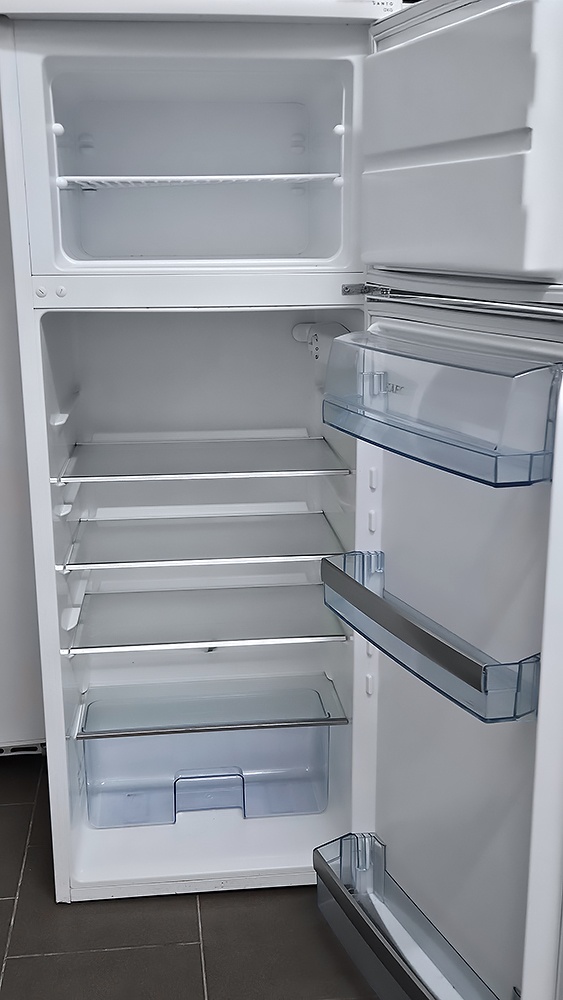 Lednice s mrazákem INDESIT, kombinovaná, výška 175 - 4