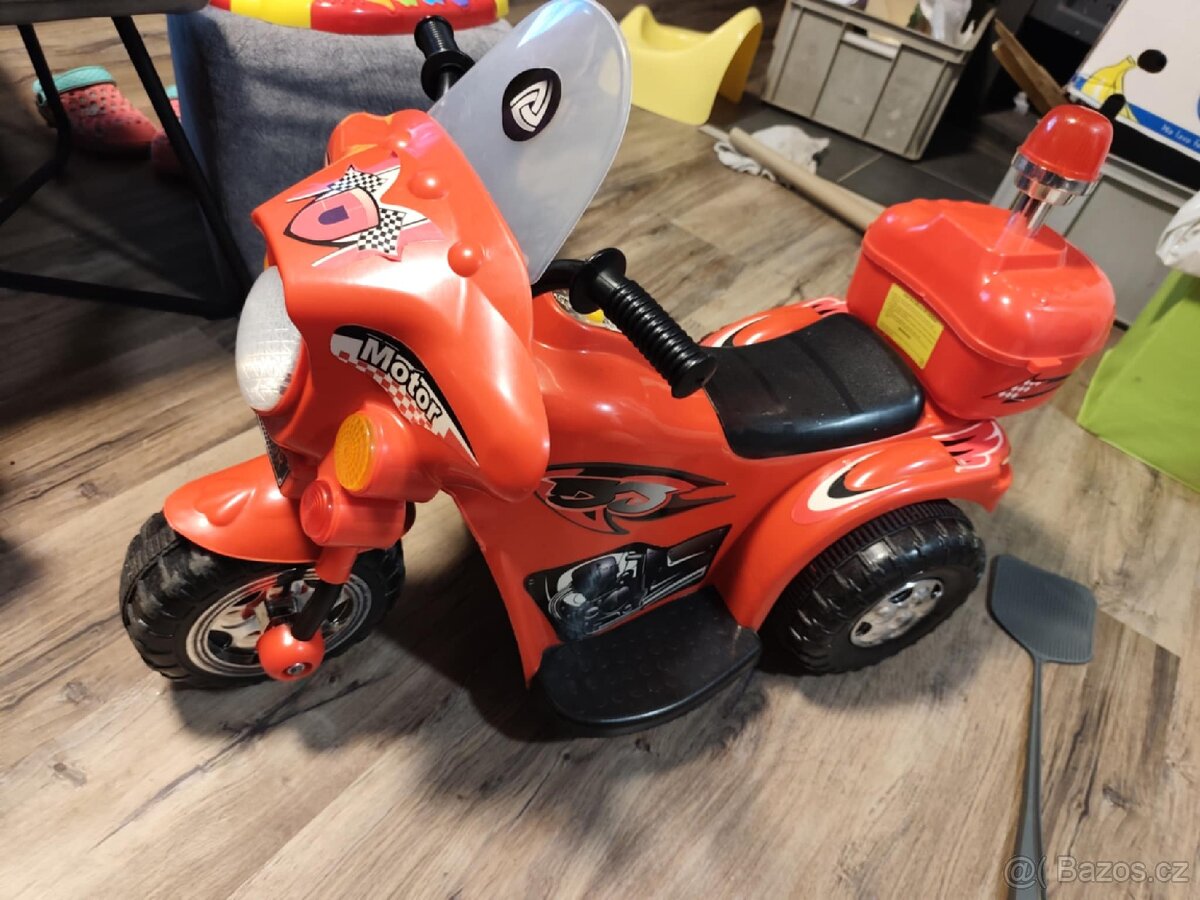 Dětská elektrická motorka M7 - 4