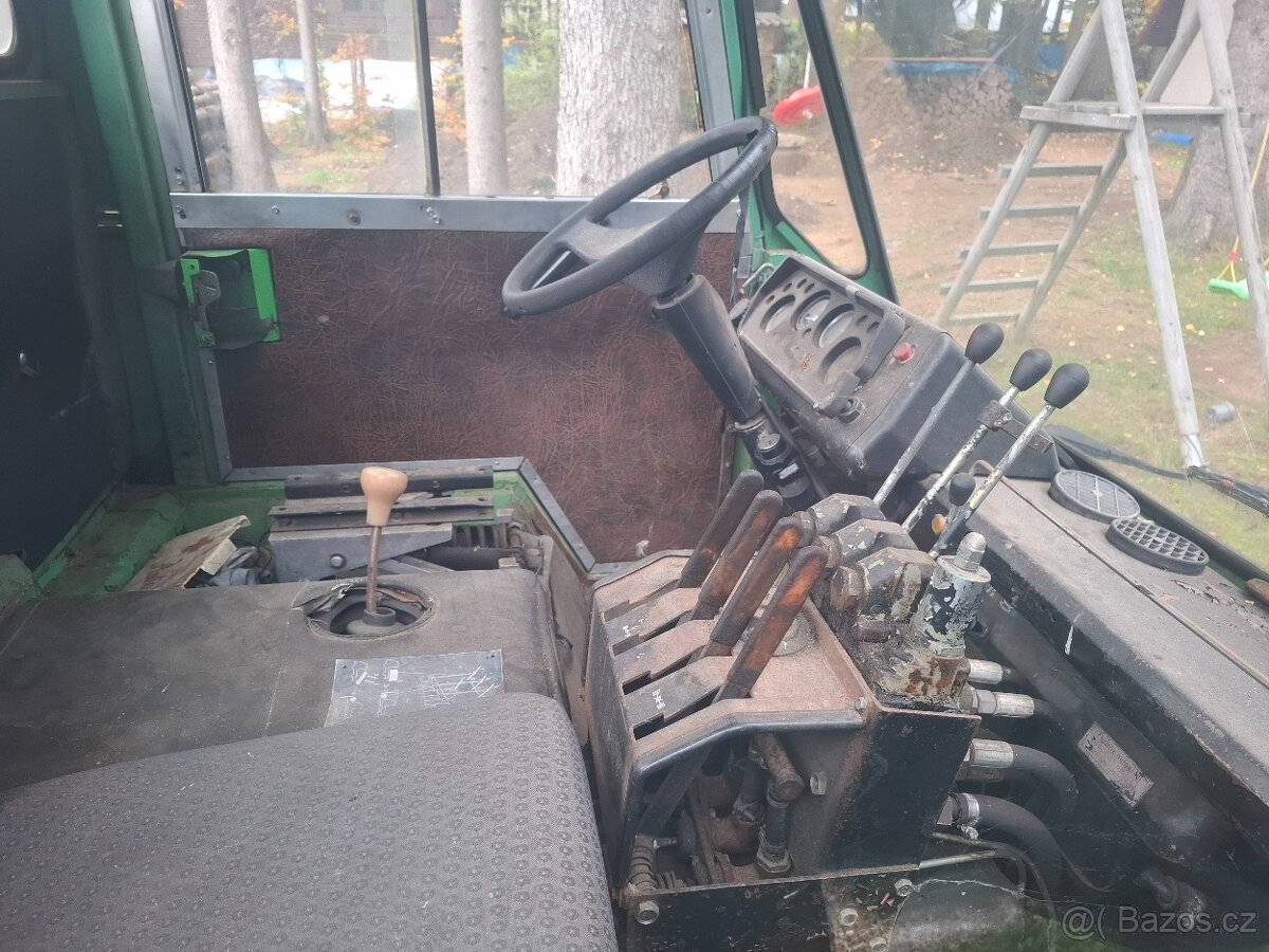 Multicar M25 4x4 - 4