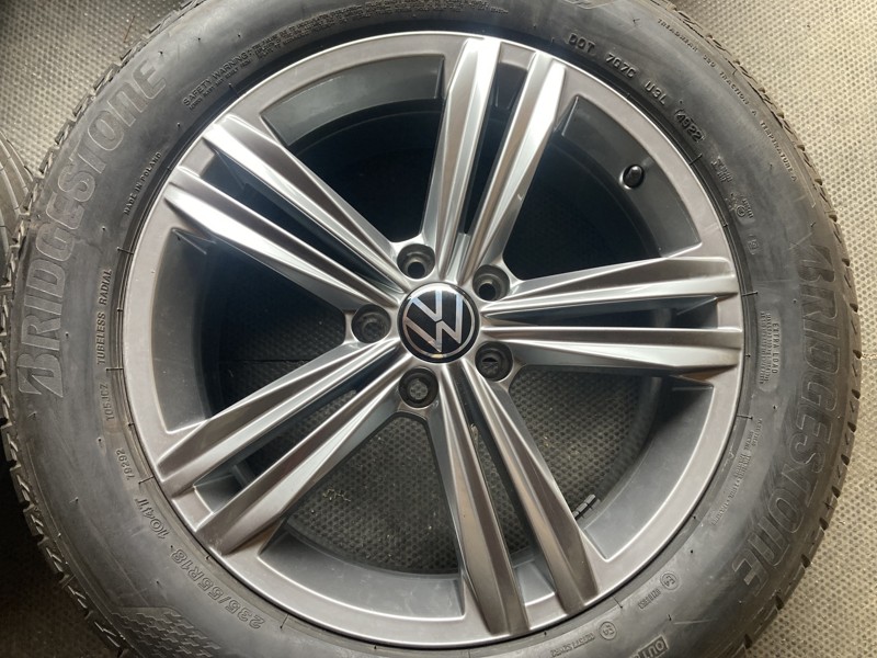 Alu kola VW TIGUAN II 18" 5x112 letní BRIDGESTONE 235/55R18 - 4