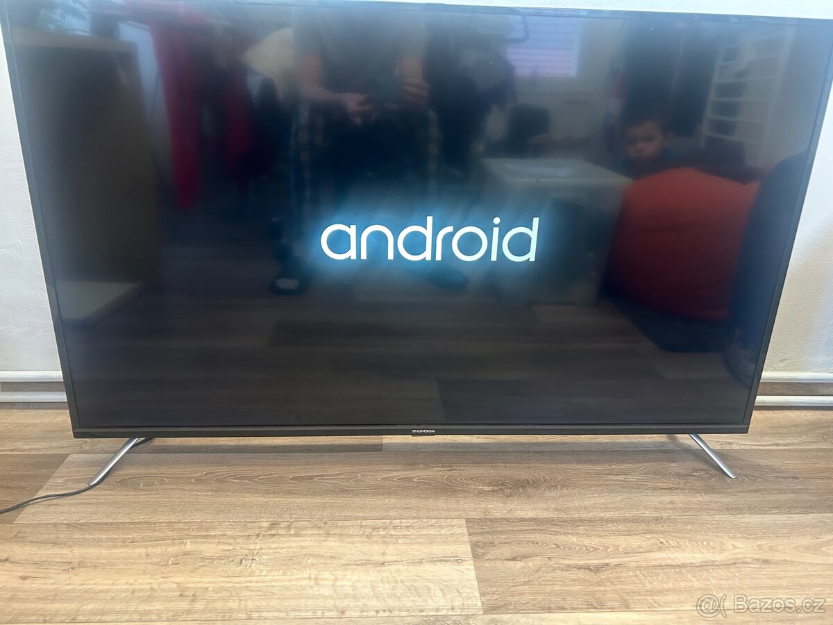 Android televize 140cm Thomson 55UE6400 - 4