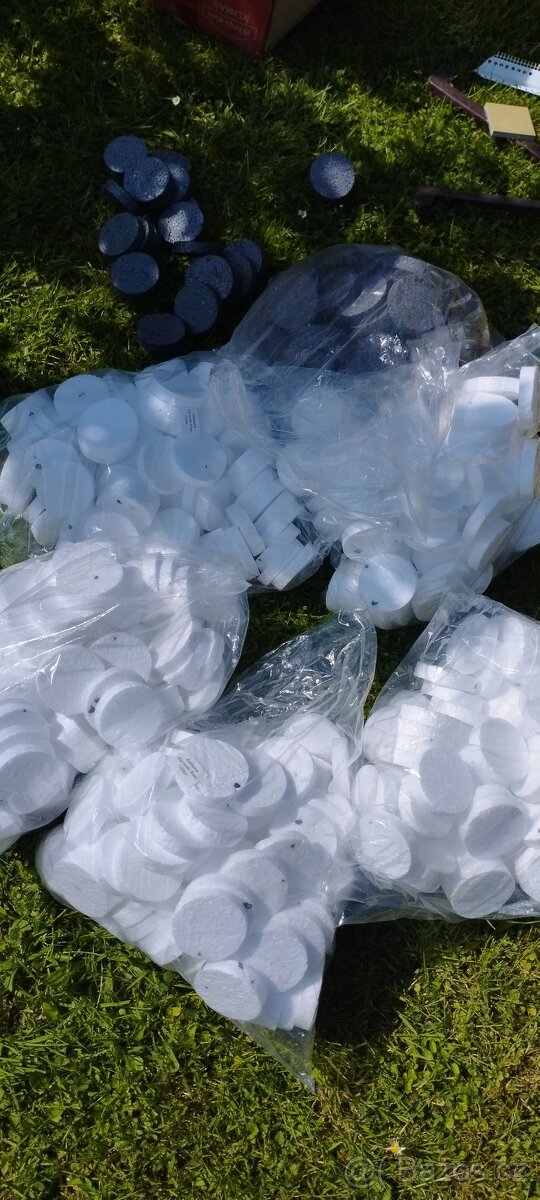 zaslepky a hmoždinky zateplení - 4