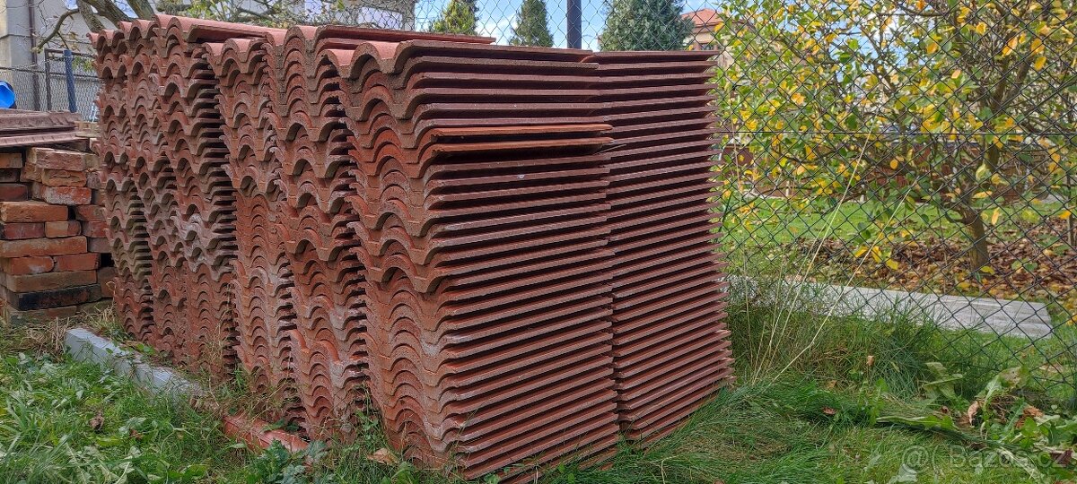 Prodám střešní tašky - 4