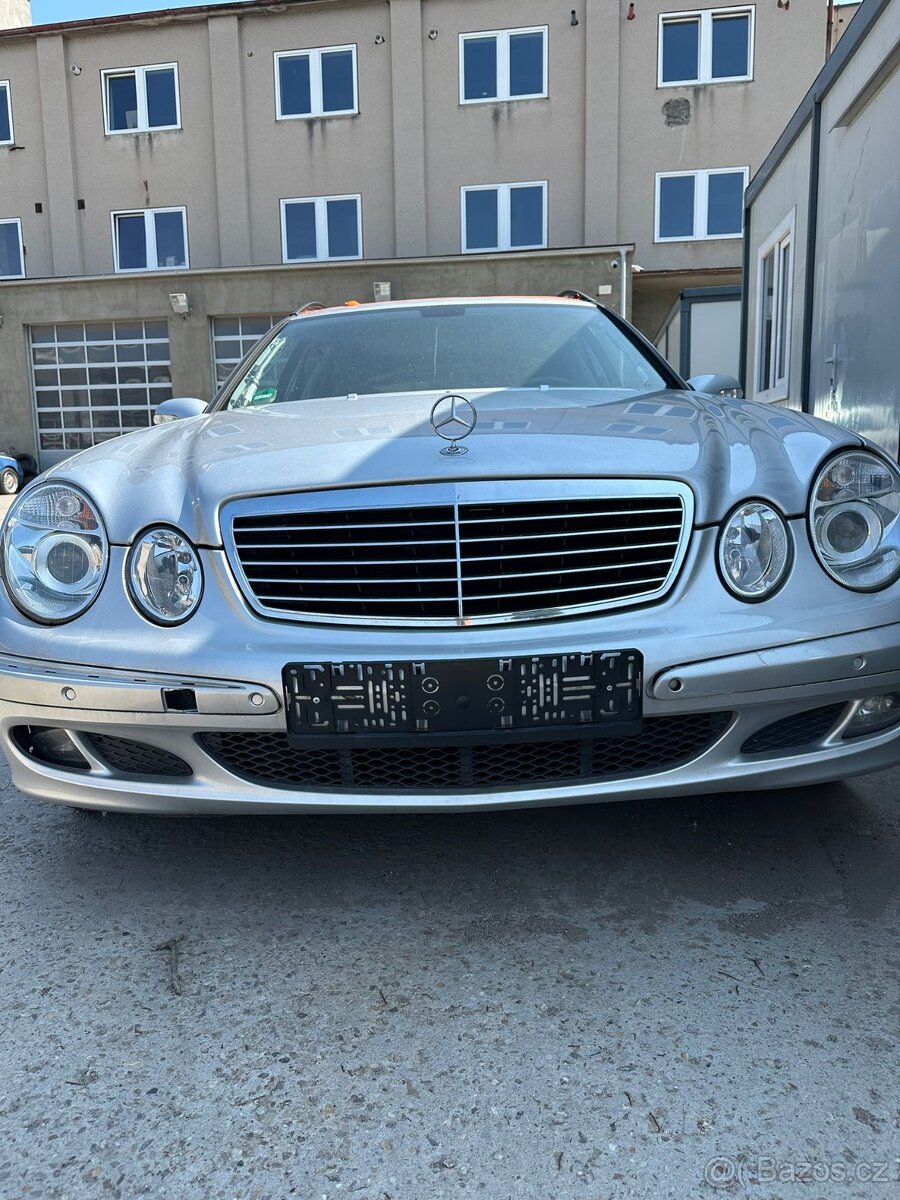 Mercedes-Benz E-class - náhradní díly - 4