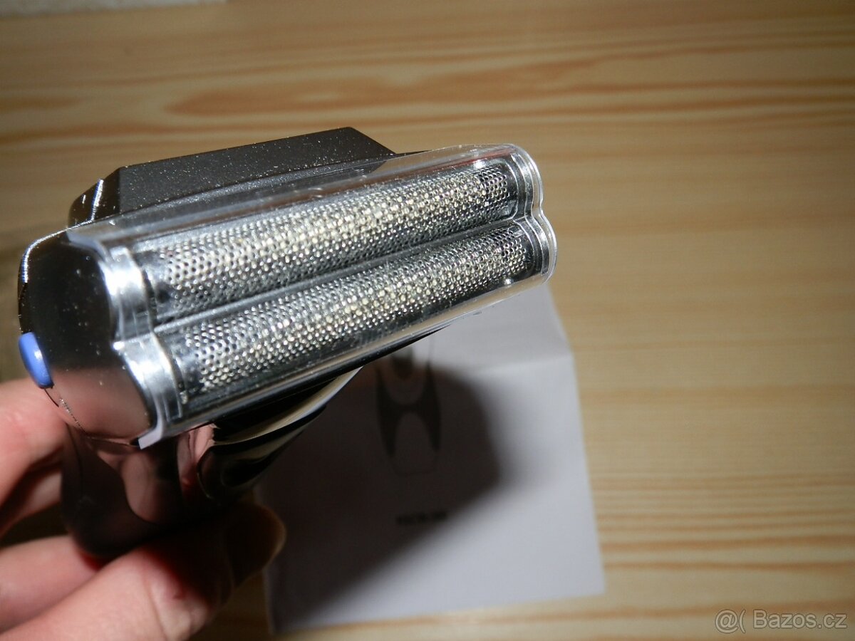 Holící strojek - 4