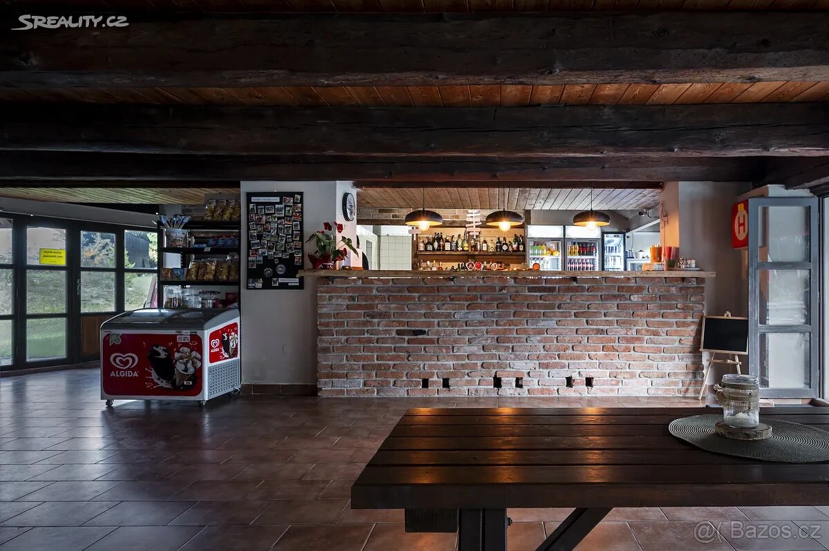 Dům s rodinným kempem - 4