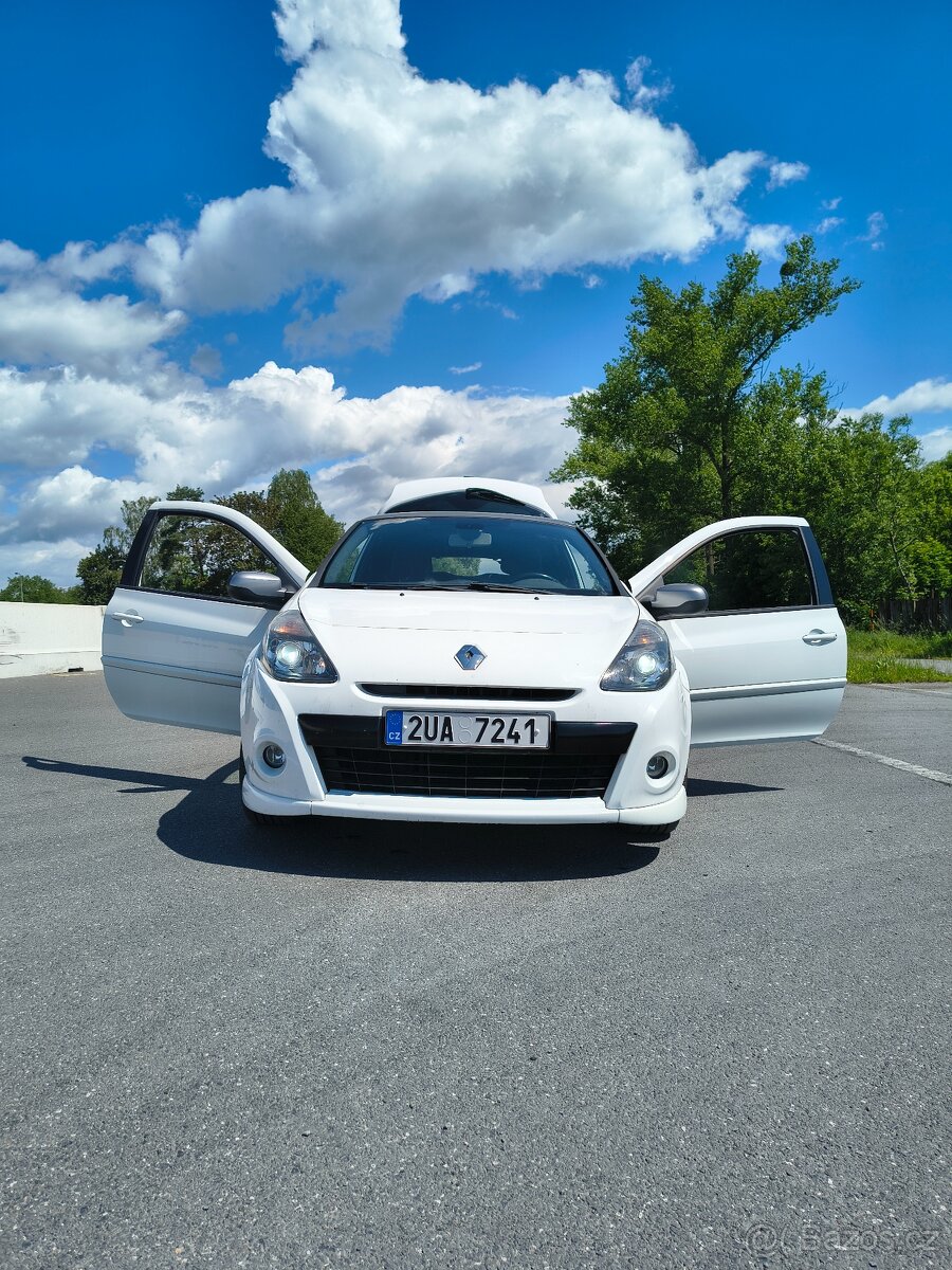 Renault Clio III 1.6 16v gt - 4