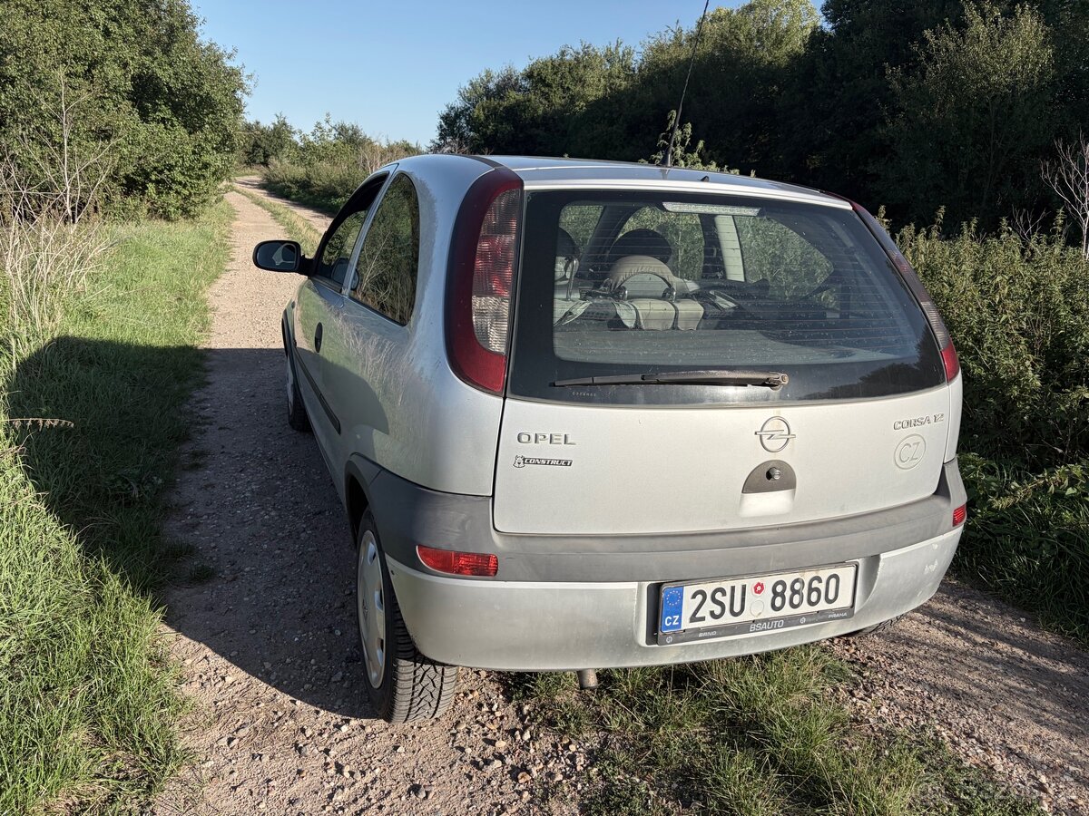 Opel Corsa 1.2 16V - 4