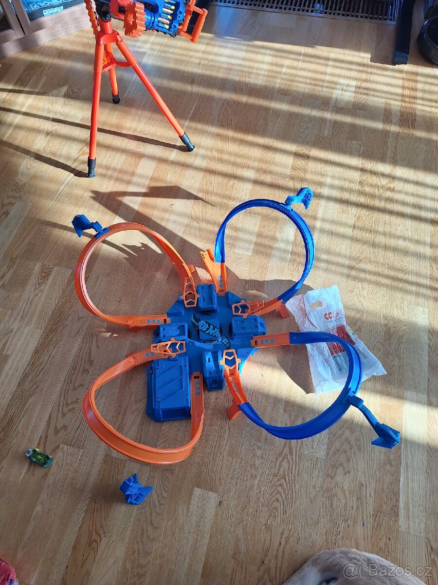 Mattel Hot Wheels Criss Cross Crash - 4