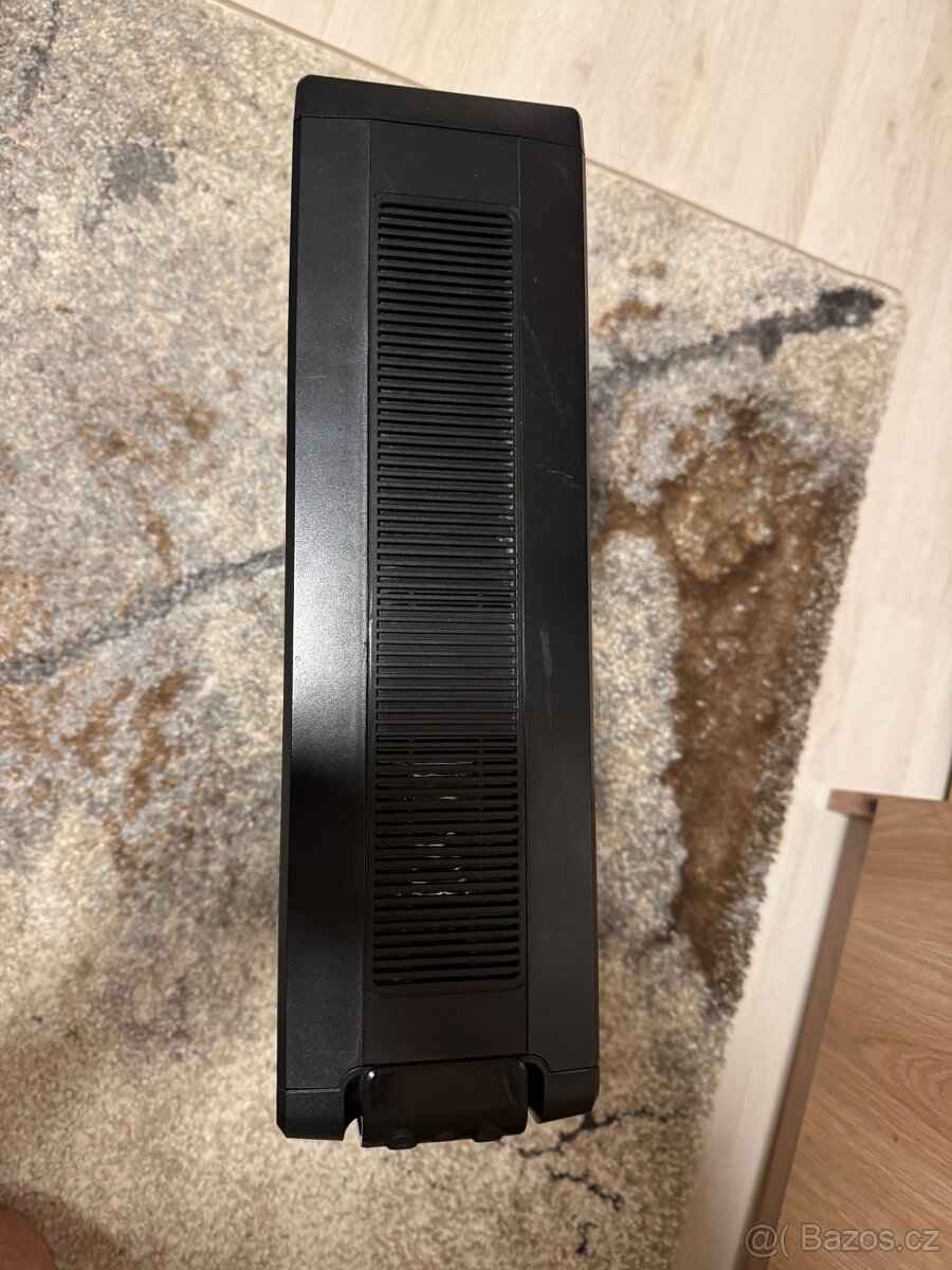 UPS APC Back Pro 1500 - 4