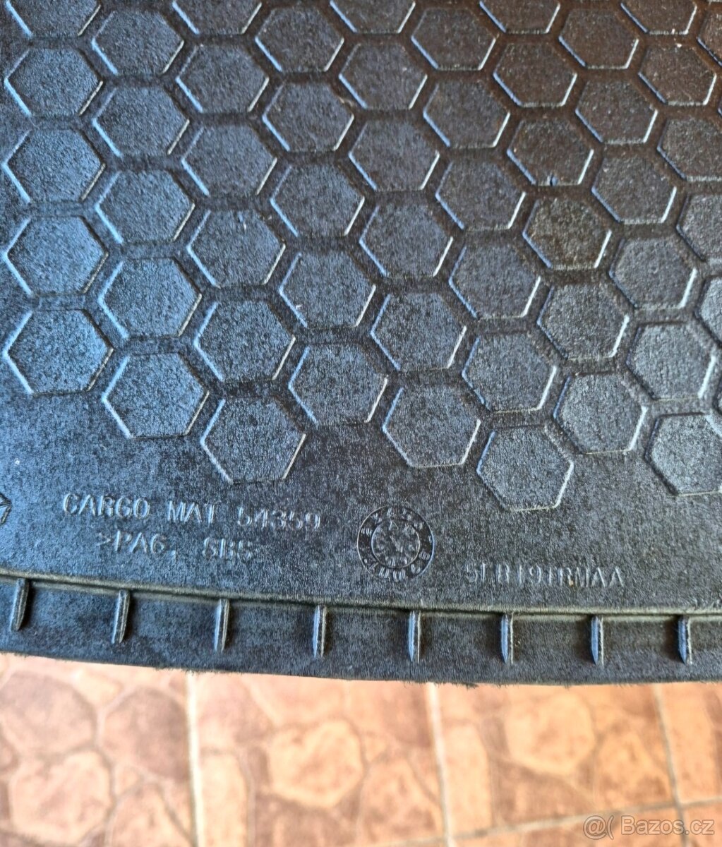 Oboustranný originál koberec JEEP CHEROKEE - 4