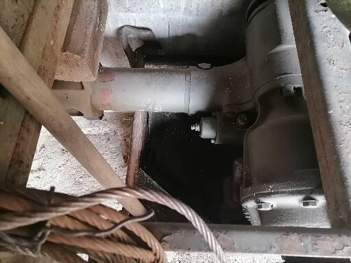 Tatra 810 nápravy - 4