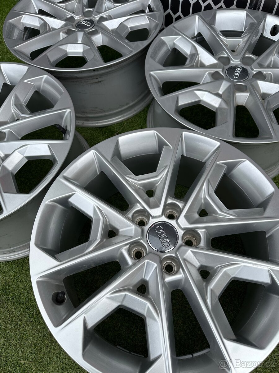 Nová sada Audi Q2 - ORIGINÁL- R18 - 4