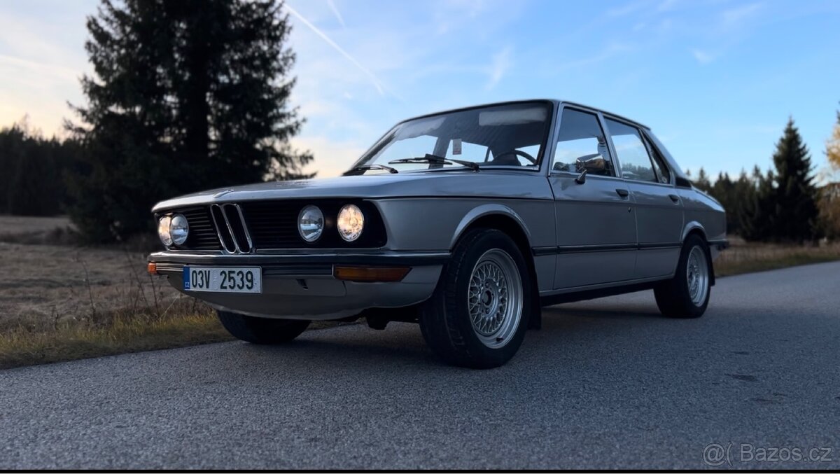 BMW E12 518i Rv. 1975 M10 - 4