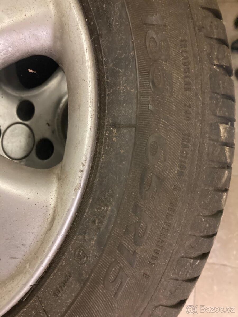 alu kola Irmscher r15 letni pneu 185/65/15 - 4