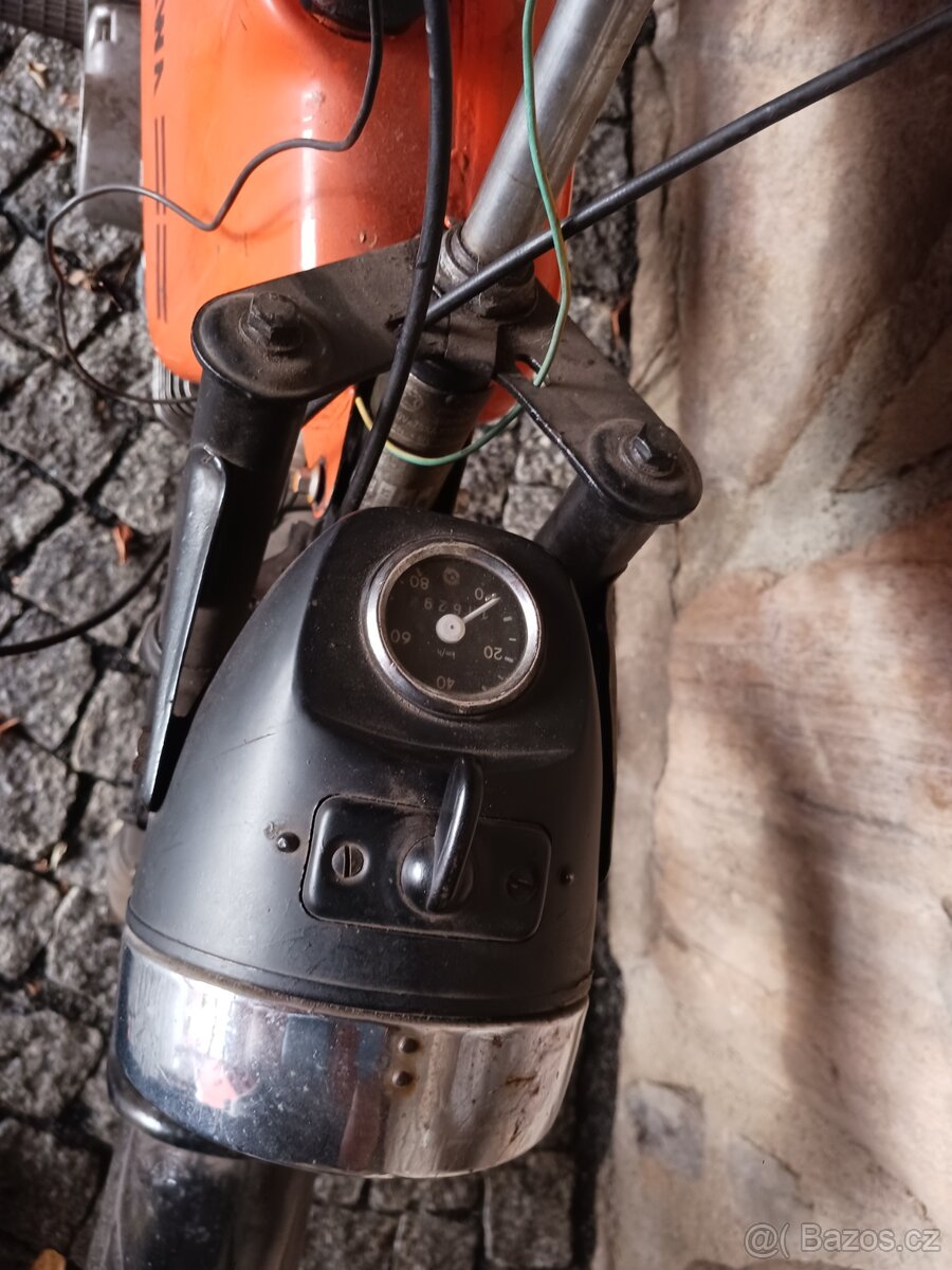 Jawa 50 mustang 23 pionýr - 4