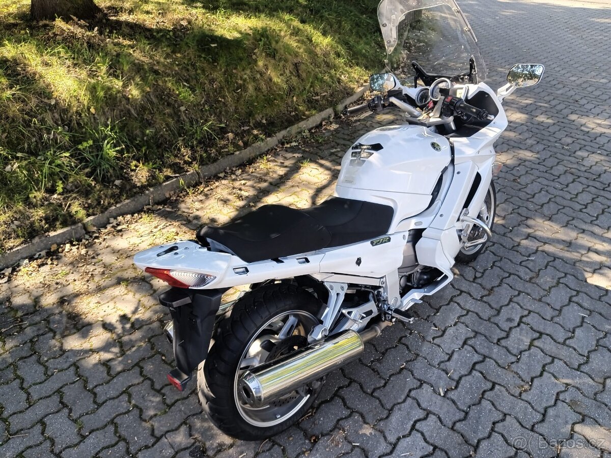 Yamaha FJR 1300 AP - 4
