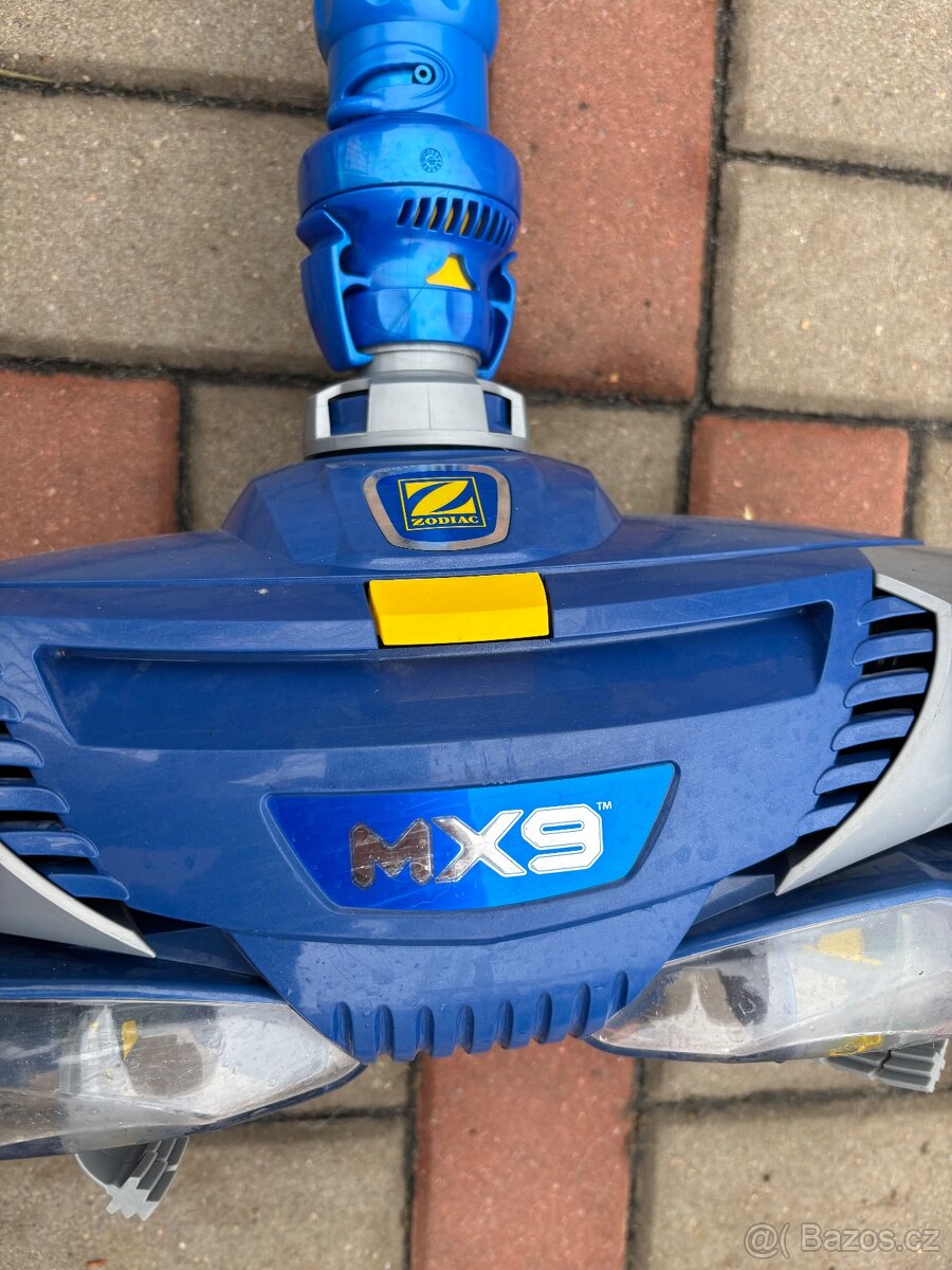 Bazénový vysavač Zodiac MX9 - 4