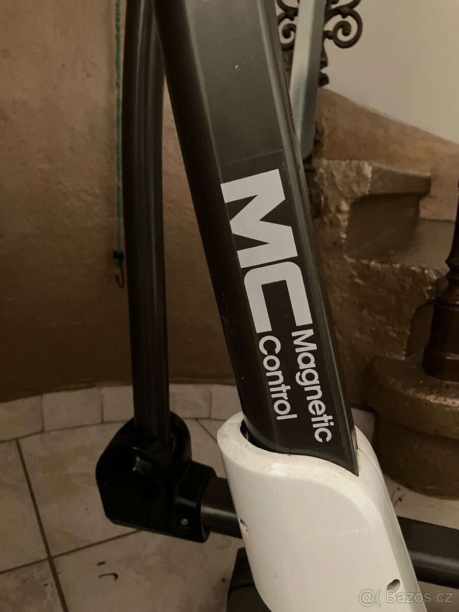 obritrek inSPORTline GRAND - 4