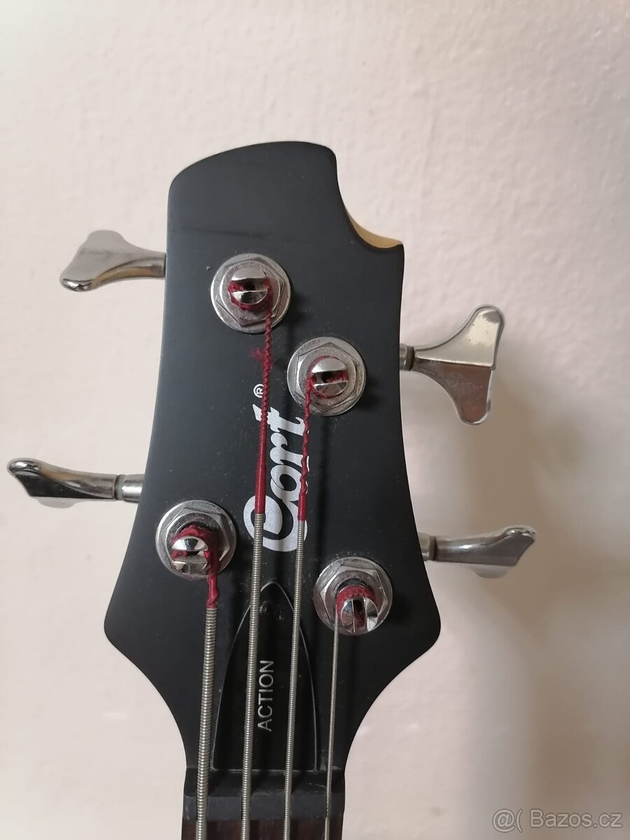Basová kytara Cort + kombo - 4