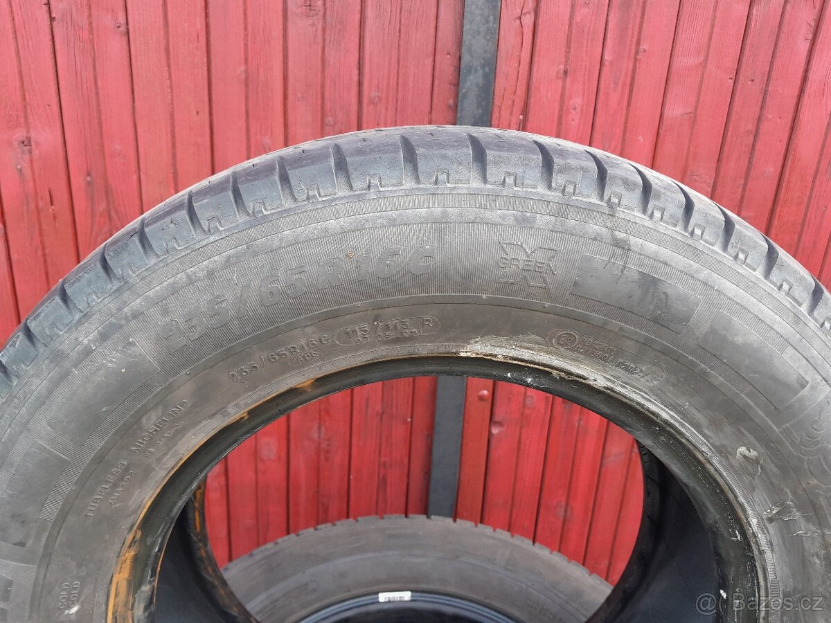 Pneu Michelin Agilis 235/65 R16C, 4 ks - 4