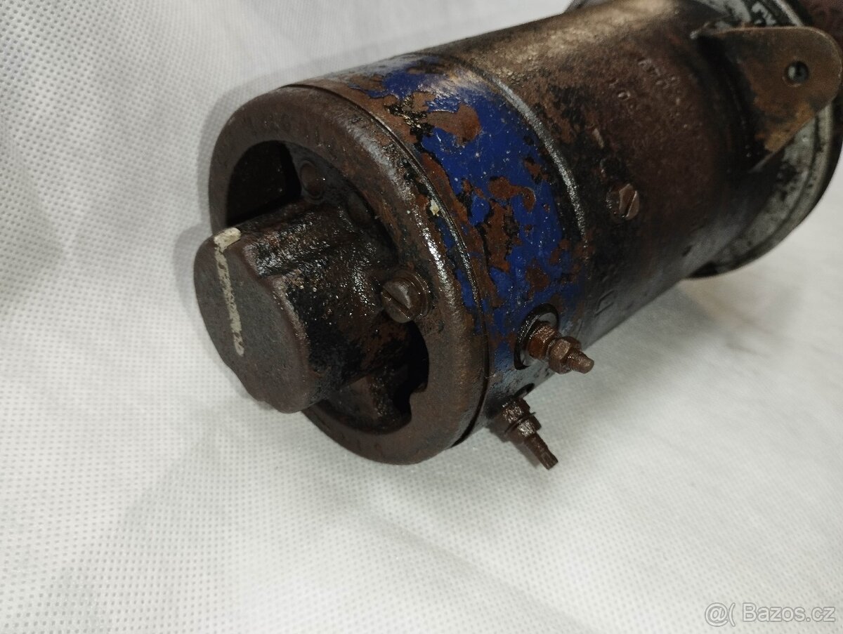 Renault R8, R10 - dynamo Bosch - 14V 30A 25 - 4