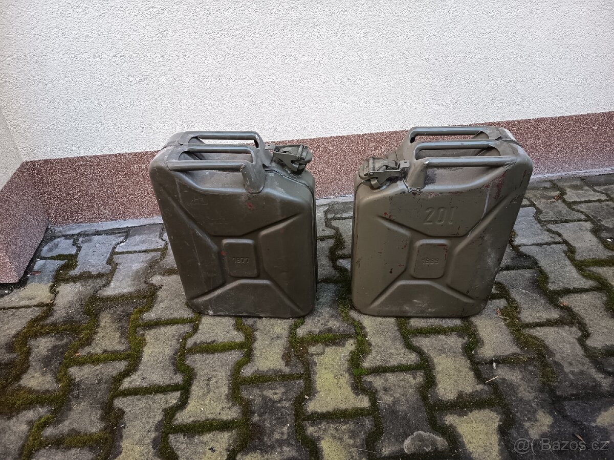 Plechové kanistry - 4