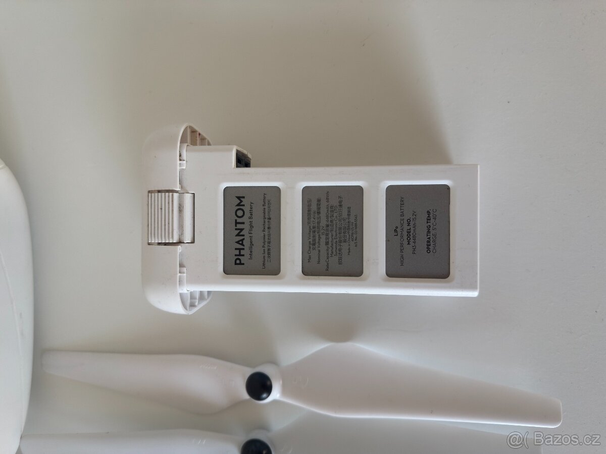 Dron DJI phantom 3 standard - 4