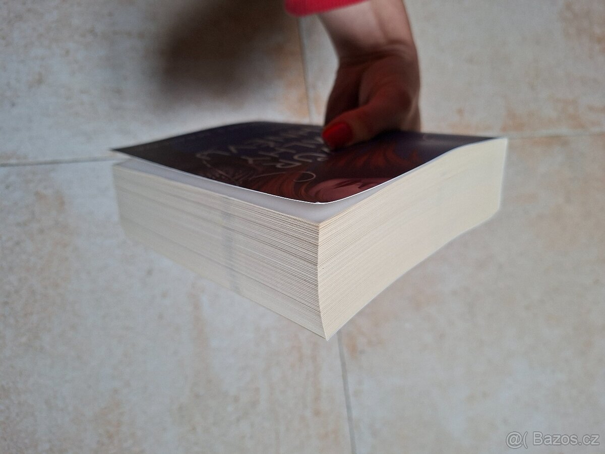 Nová kniha Sarah J. Maasová - Dvůr mlhy a hněvu - 4