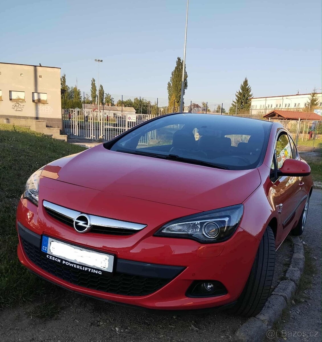 Opel Astra GTC 1,6 Turbo - 4