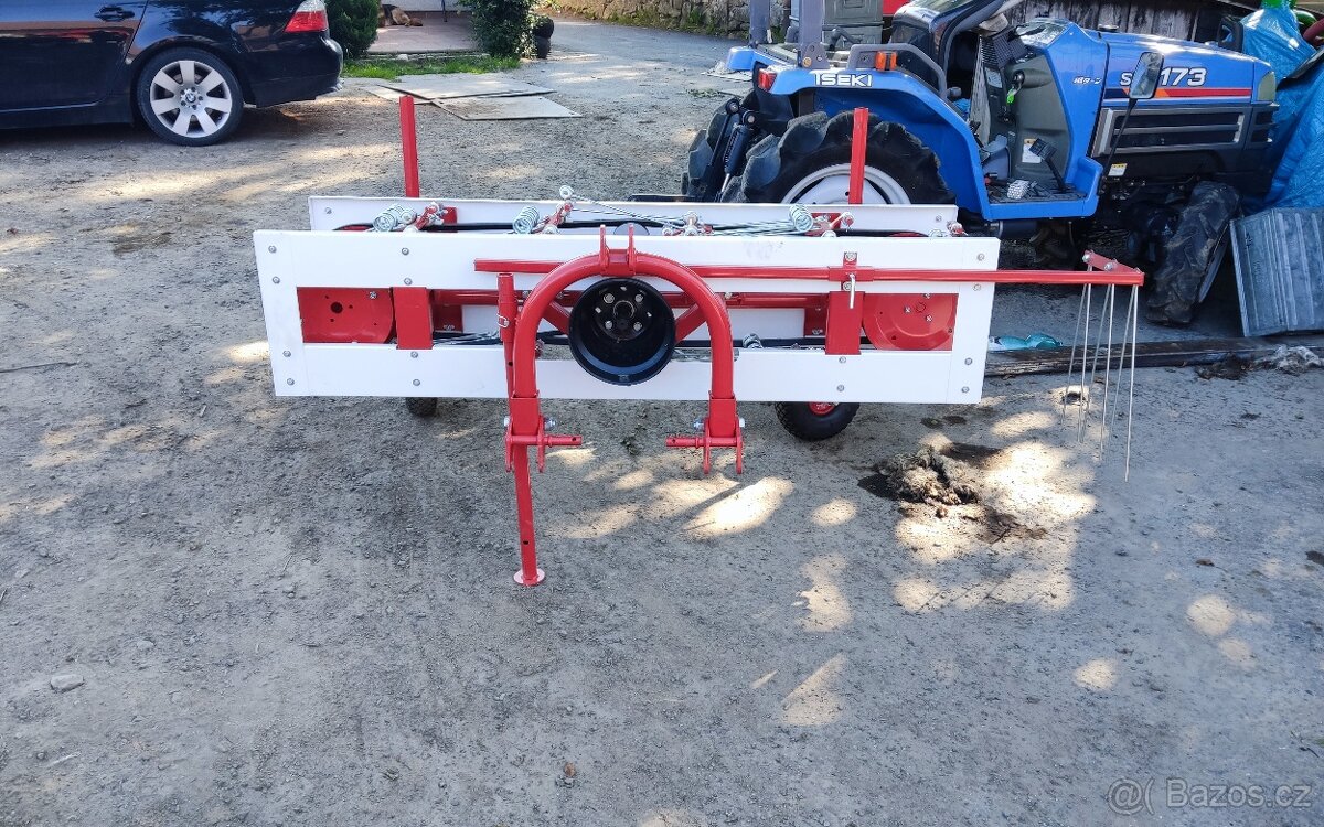 Pásový obraceč sena - 4