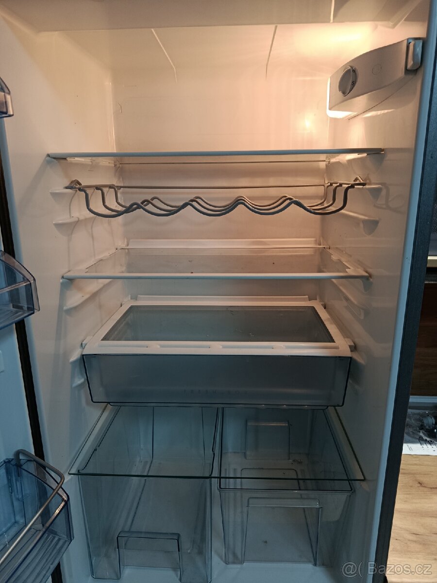 Lednice s mrazákem - 4