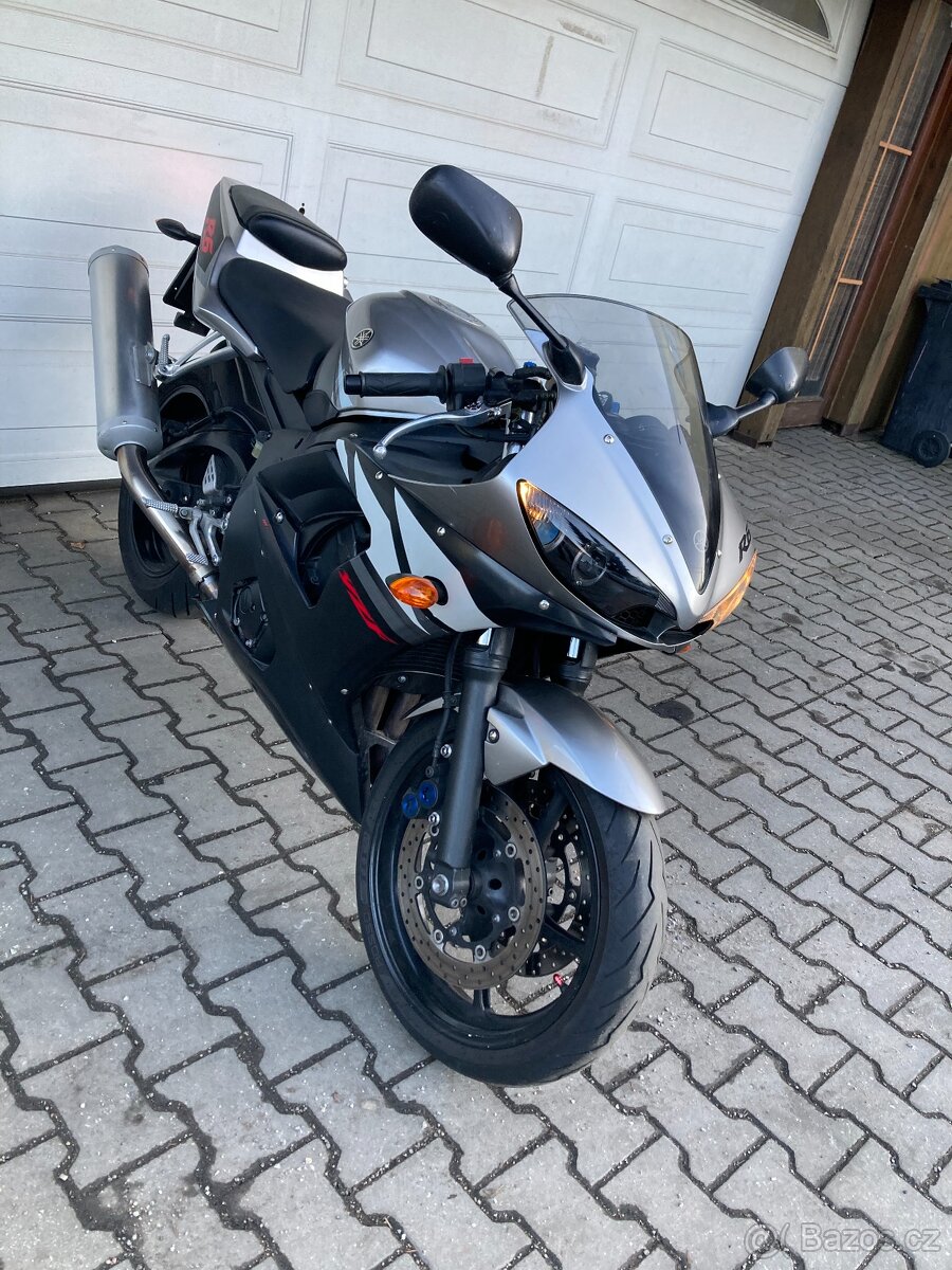 Yamaha R6 2003 - 4